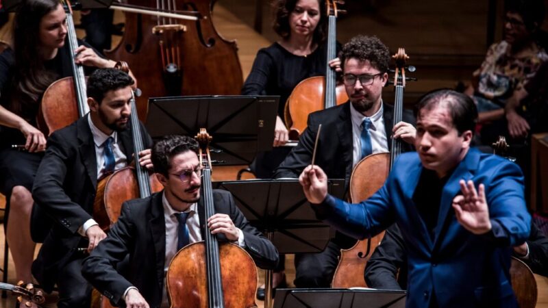 Concerto da Filarmônica de MG que celebra primavera tem transmissão na Rádio MEC