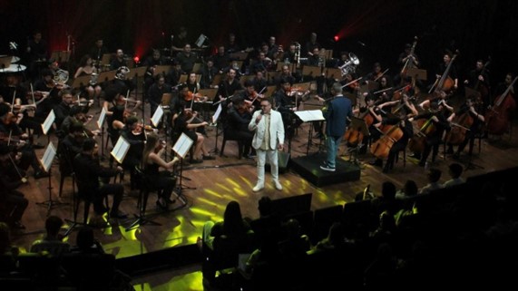 Domingo de música e muito Rock com a Orquestra Sinfônica Heliópolis, Simoninha e Paulo Miklos