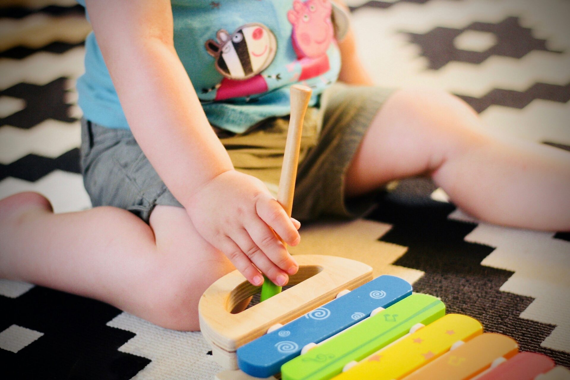 Estudar música na infância melhora desempenho acadêmico